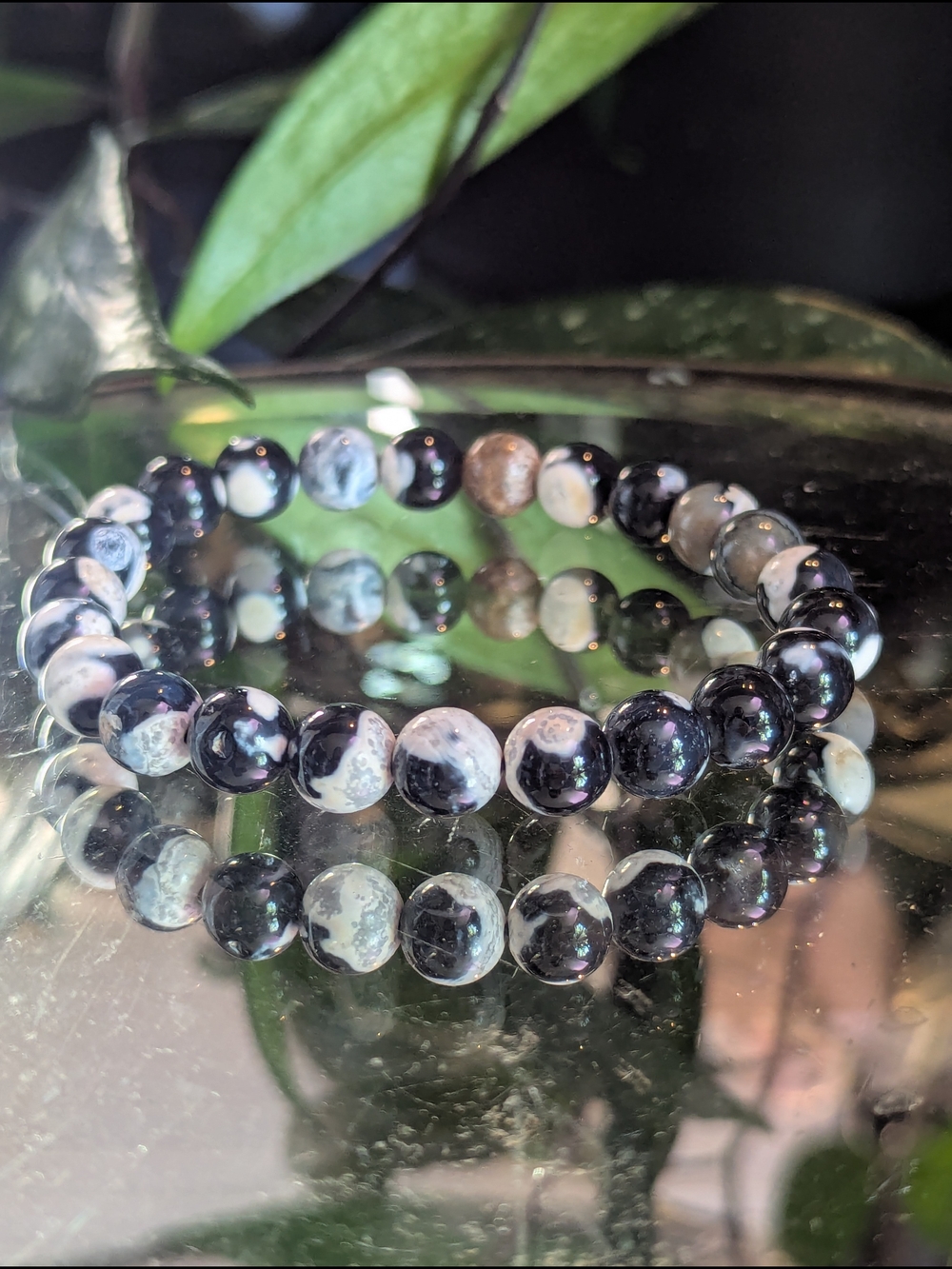 Black And White Orca Agate Beaded Crystal Bracelet Specimine
